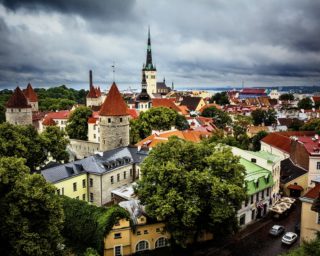 Estland schafft Quarantäne und Testpflicht für Einreisen ab