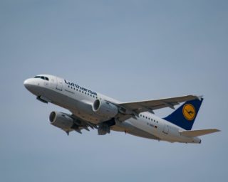 DFB befindet sich mit Lufthansa wieder in Verhandlung