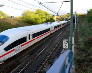 Deutsche Bahn reagiert mit Ersatzfahrplan – massive Zugausfälle