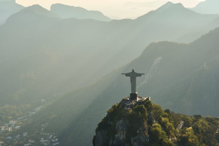 Die Christus Statue von Rio feiert 90. Geburtstag