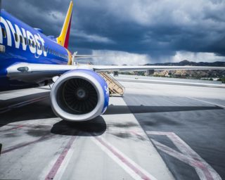 Flugreisende laut IATA „zunehmend frustriert“ über Beschränkungen